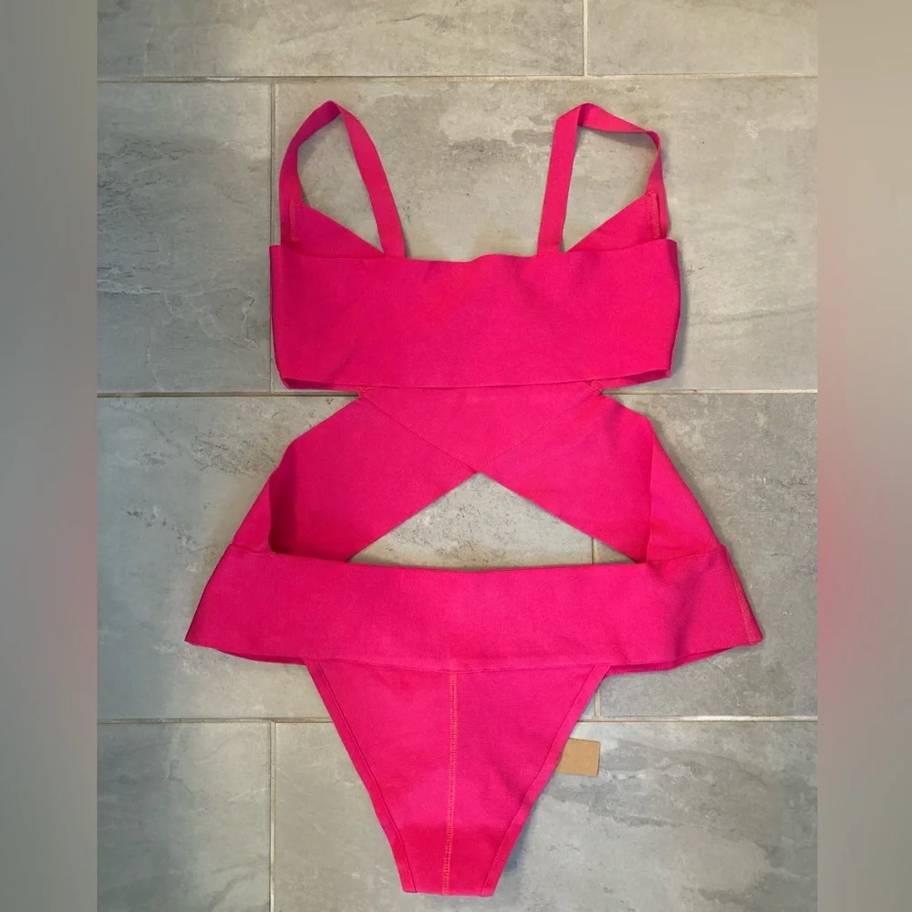SKIMS NWT Knit Swim Monokini in Magenta Women’s 3X